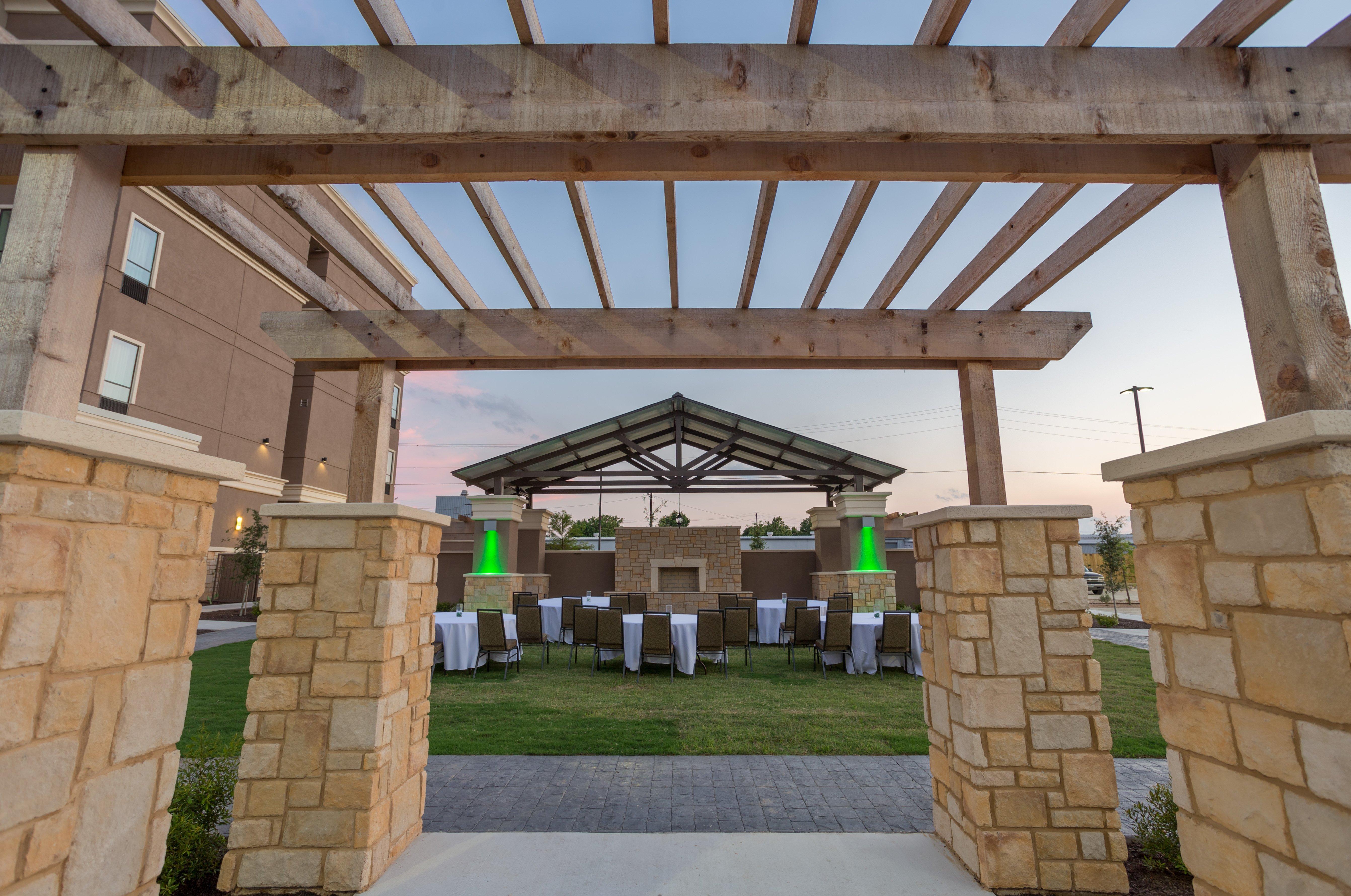 Holiday Inn San Marcos Convention Center By Ihg Ngoại thất bức ảnh